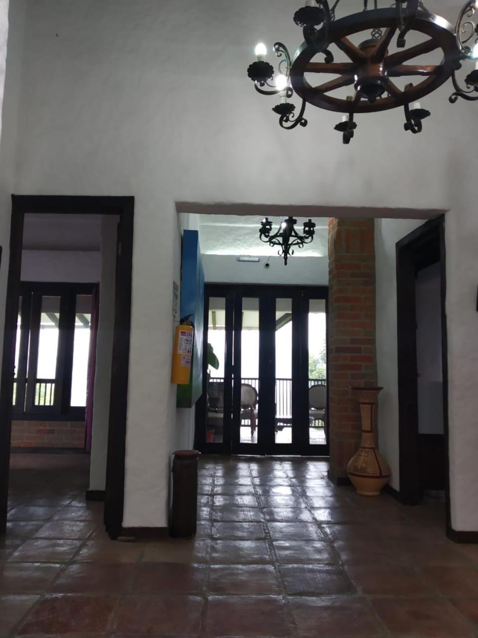 Hotel Villa Isabel 萨兰托 外观 照片