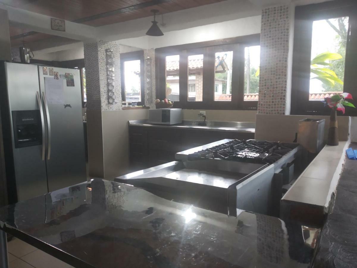 Hotel Villa Isabel 萨兰托 外观 照片